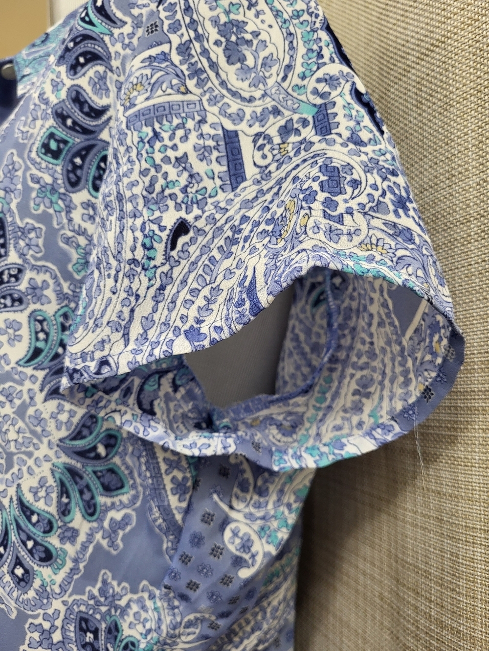 Emma James Women's Button Up Blouse Short Sleeve Blue Paisley Floral Size 10 - Picture 7 of 12